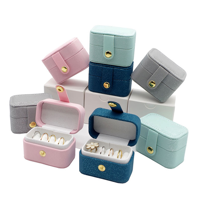 Портативная шкатулка для украш – обзор и цена Accessories Travel Jewelry Box